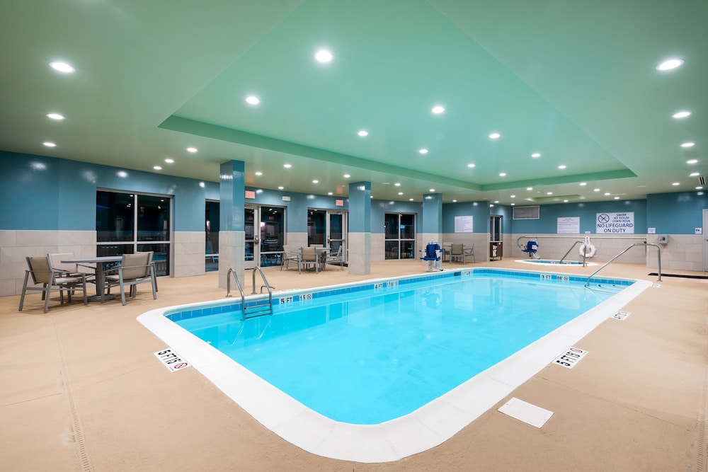 holiday inn express and suites florence i 95 and i