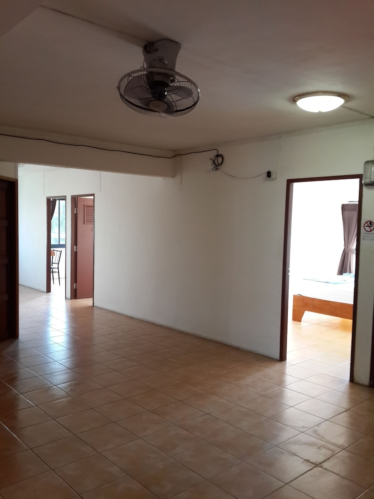 coffee island hostel