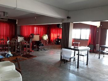 coffee island hostel