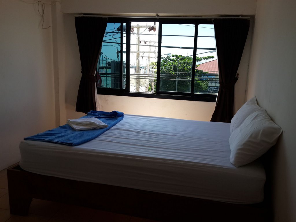coffee island hostel
