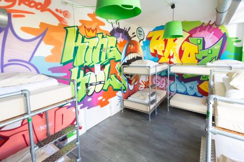 will and tate city stay