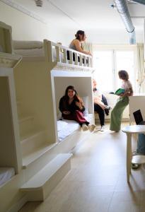 will and tate city stay