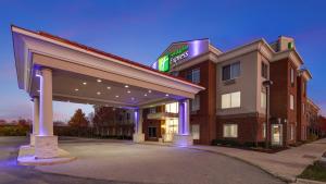 holiday inn express and suites detroit farmington hills