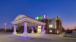 holiday inn express and suites detroit farmington hills