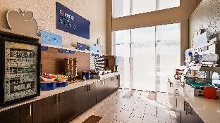 holiday inn express and suites detroit farmington hills