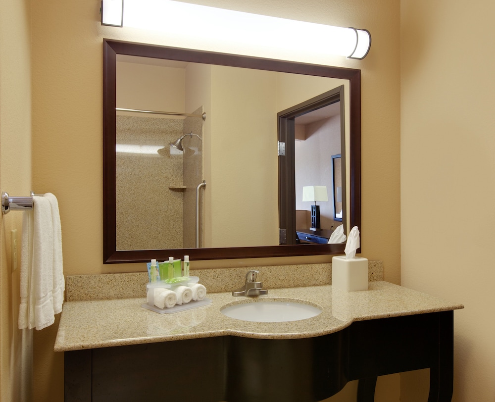 holiday inn express hotel and suites ennis by ihg