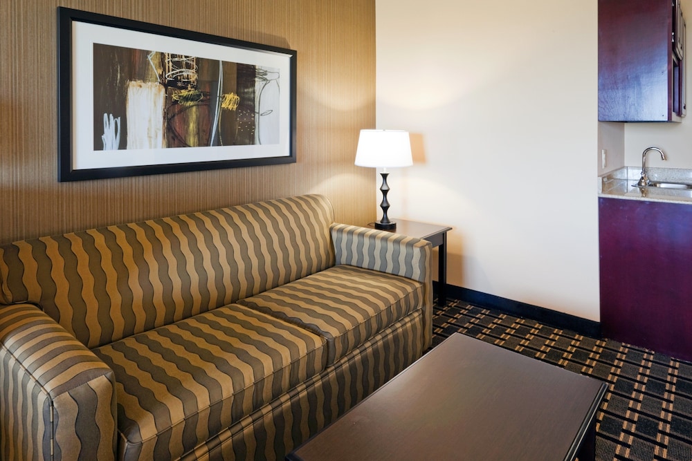 holiday inn express hotel and suites ennis by ihg