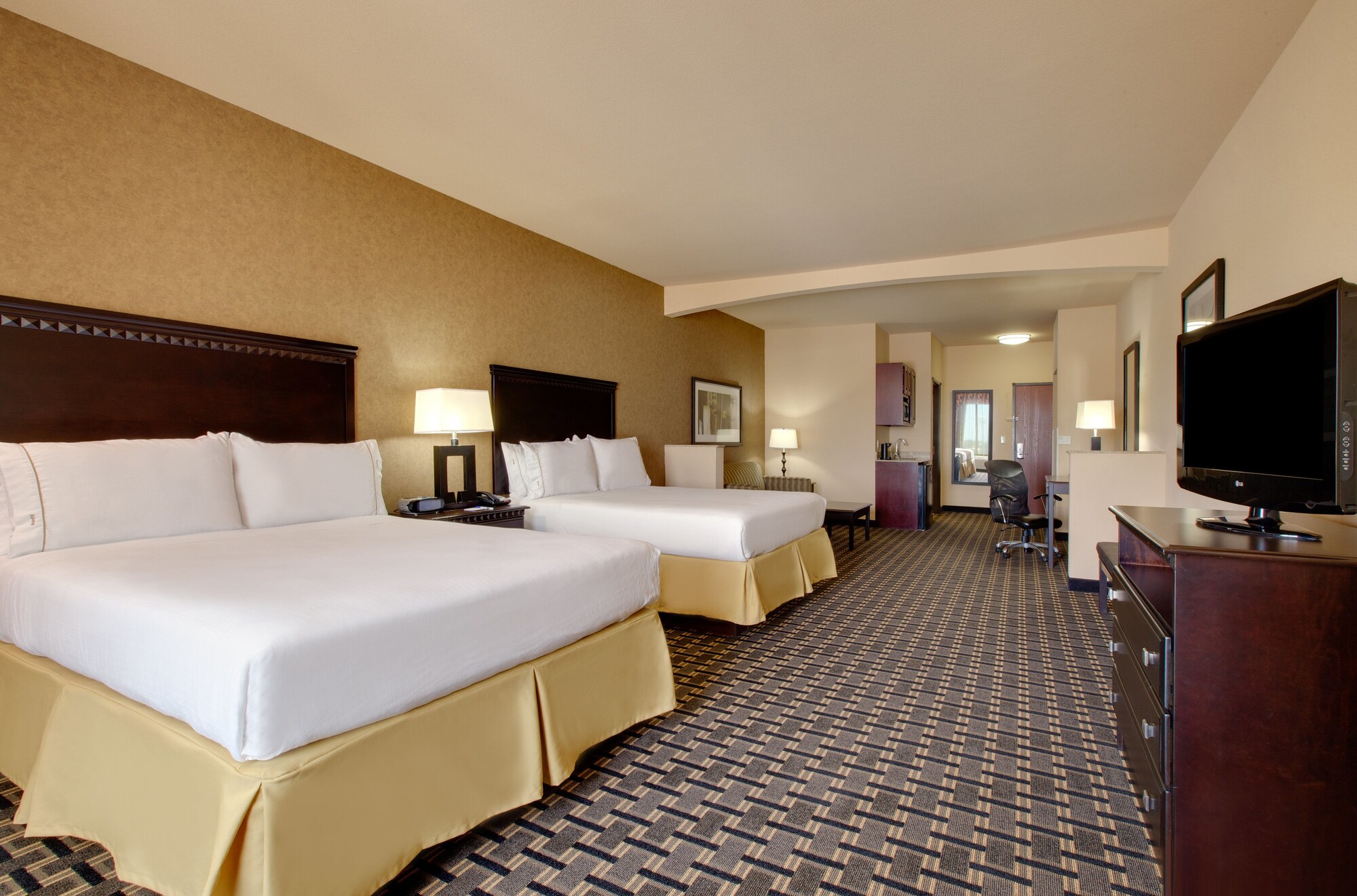 holiday inn express hotel and suites ennis by ihg