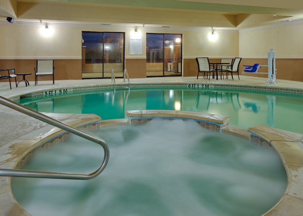 holiday inn express hotel and suites ennis by ihg