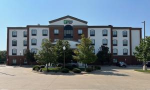 holiday inn express hotel and suites ennis by ihg