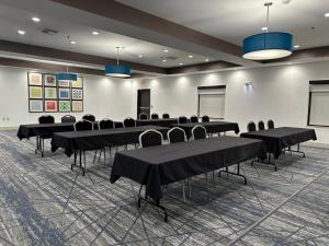 holiday inn express hotel and suites ennis by ihg