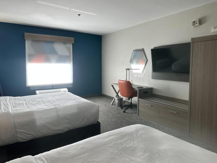 holiday inn express hotel and suites ennis by ihg