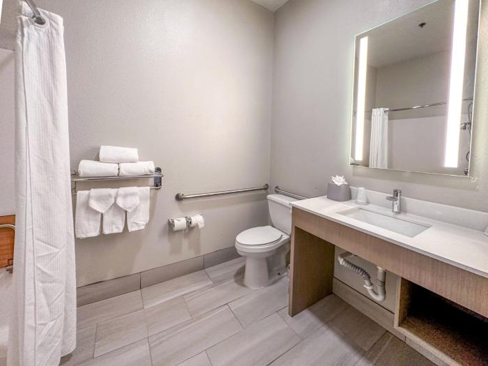 holiday inn express hotel and suites ennis by ihg