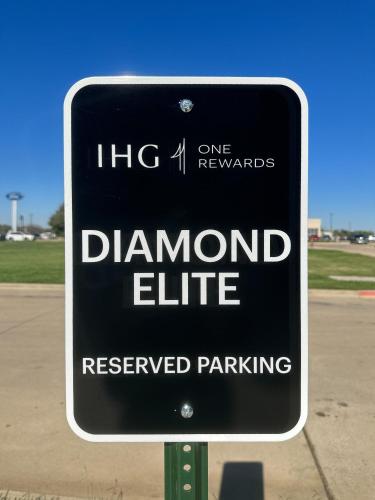 holiday inn express hotel and suites ennis by ihg