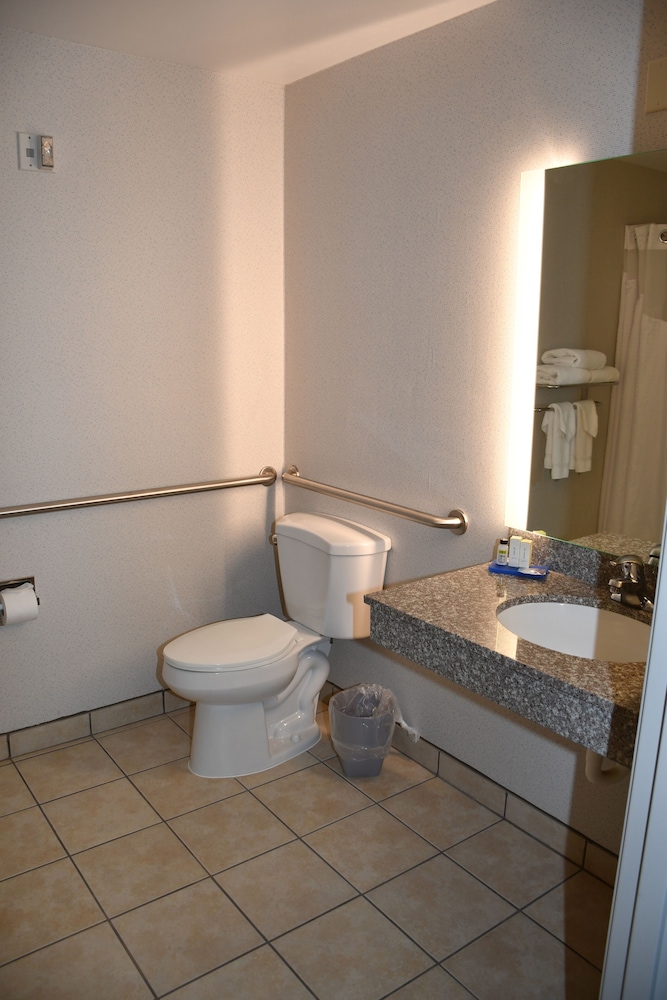 holiday inn express evanston by ihg