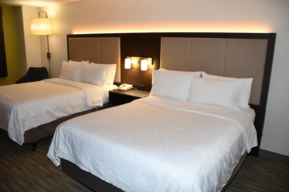 holiday inn express evanston by ihg