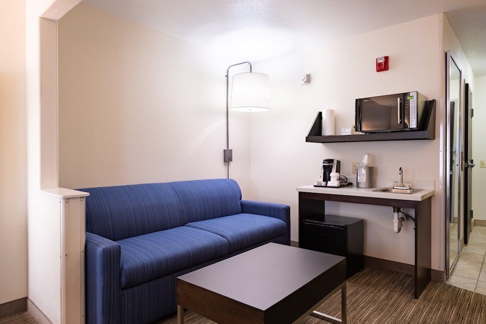 holiday inn express evanston by ihg