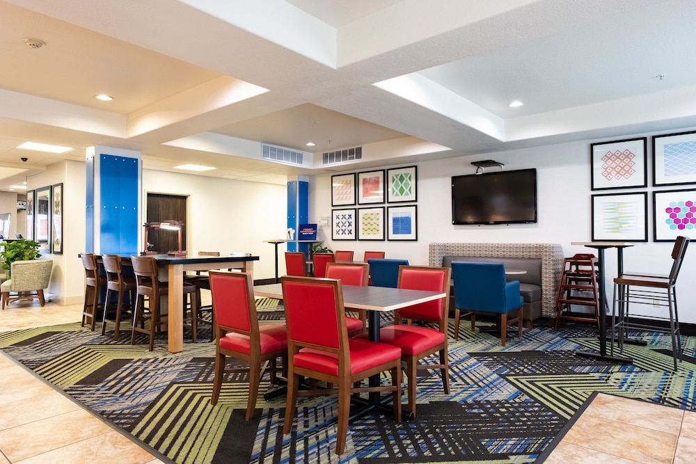 holiday inn express evanston by ihg