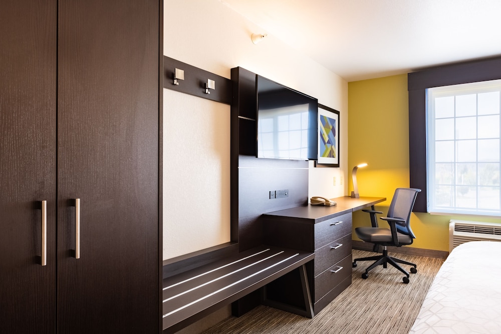 holiday inn express evanston by ihg