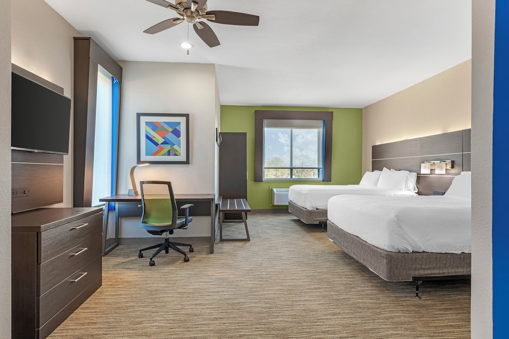 holiday inn express and suites fairfield north