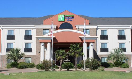 holiday inn express and suites fairfield north