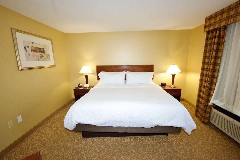 holiday inn express and suites st louis west fent
