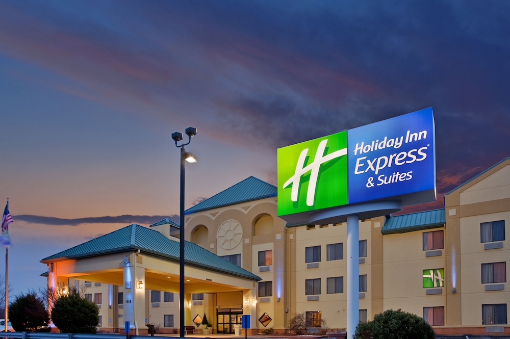 holiday inn express and suites st louis west fent