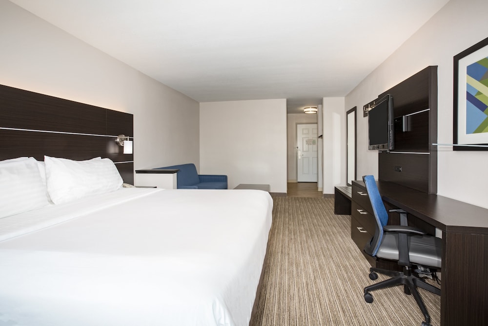 holiday inn express hotel and suites ft collins by ihg