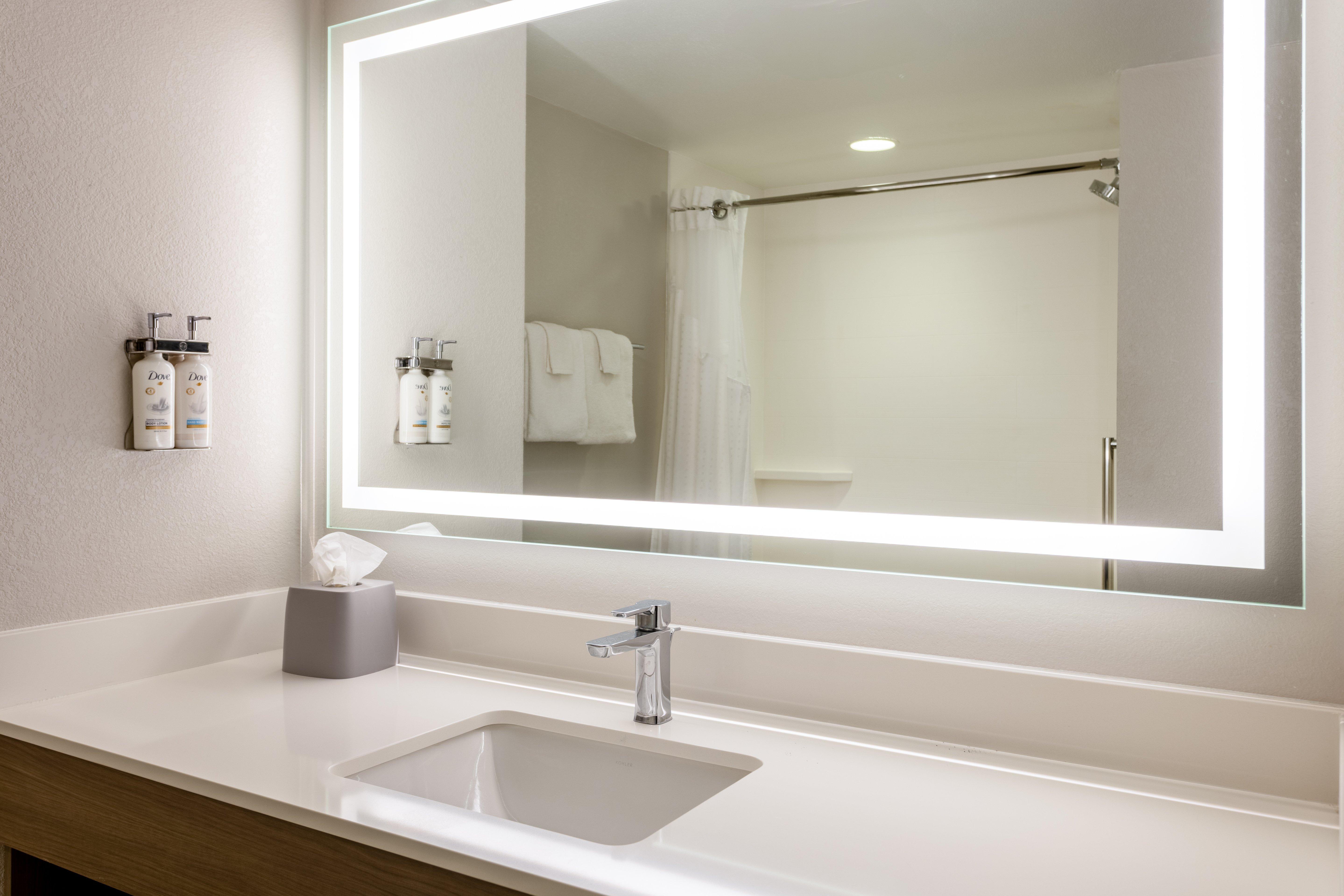 holiday inn express and suites flowood by ihg