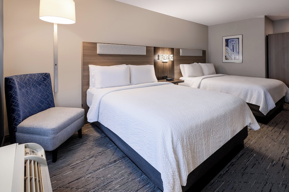 holiday inn express and suites flowood by ihg