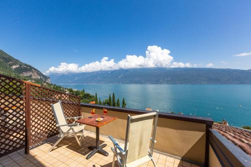 hotel meandro lake view