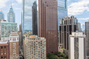 sheraton philadelphia downtown