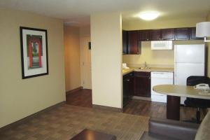 extended stay america suites phoenix midtown