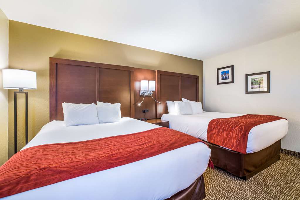 comfort inn and suites fairborn near wright patterson afb