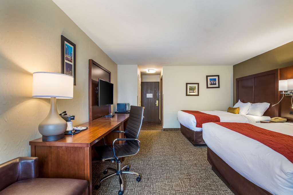 comfort inn and suites fairborn near wright patterson afb