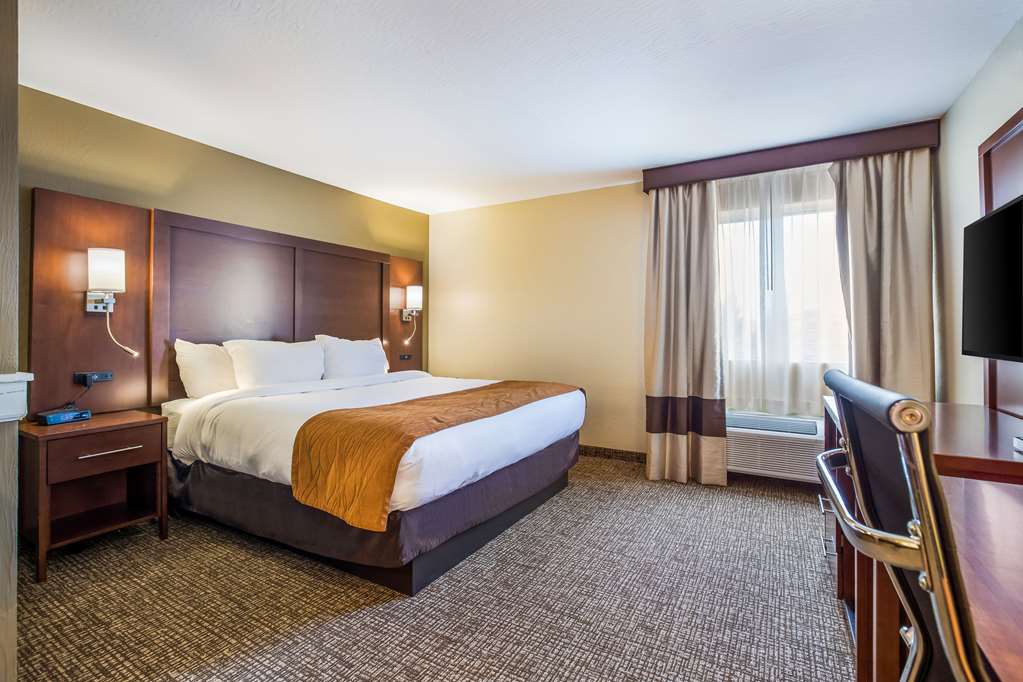 comfort inn and suites fairborn near wright patterson afb