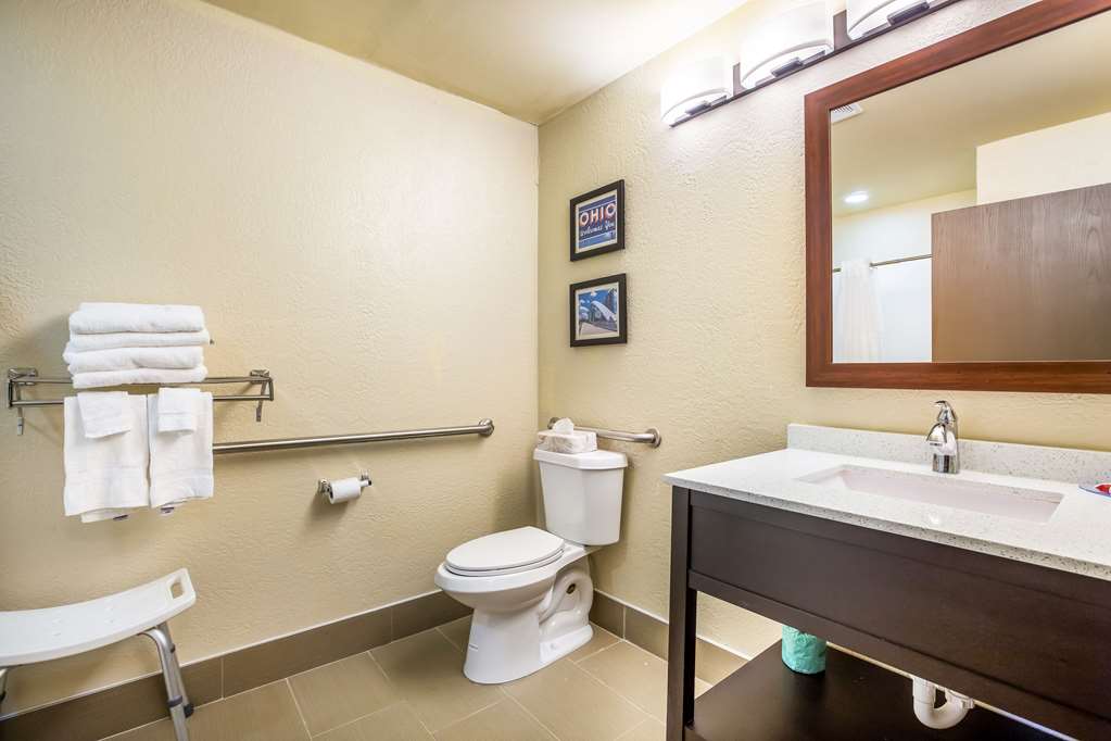 comfort inn and suites fairborn near wright patterson afb