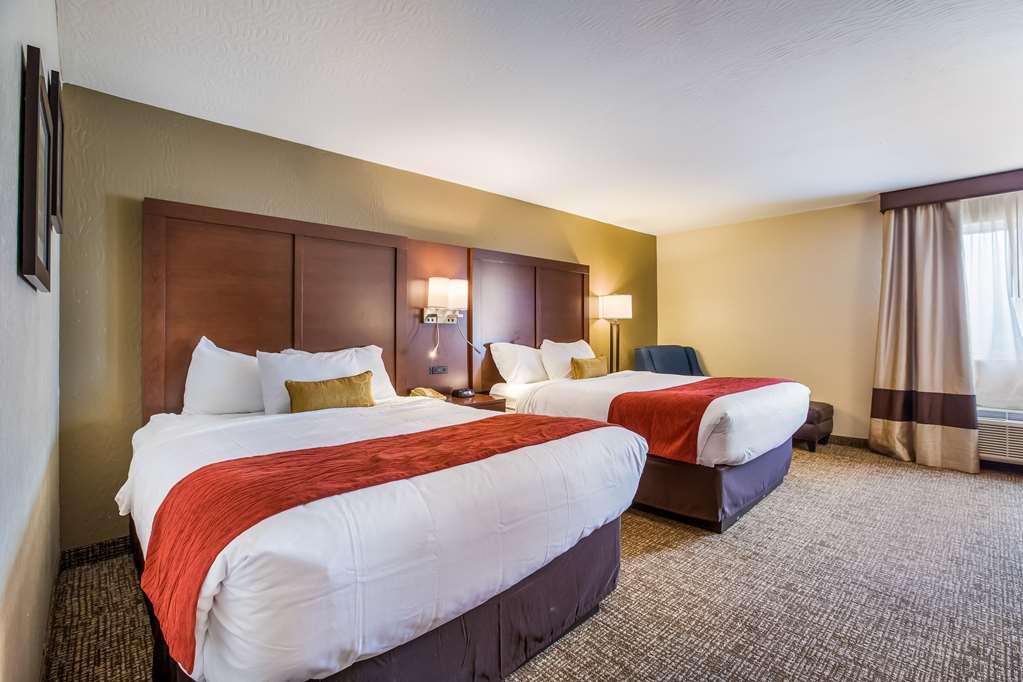 comfort inn and suites fairborn near wright patterson afb