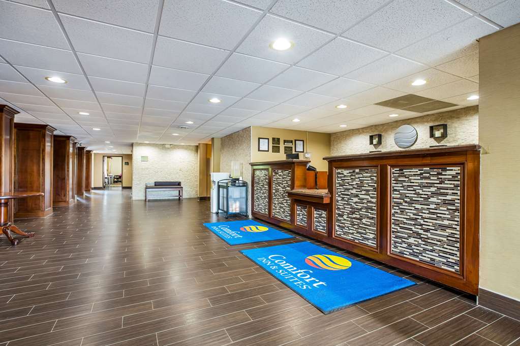 comfort inn and suites fairborn near wright patterson afb