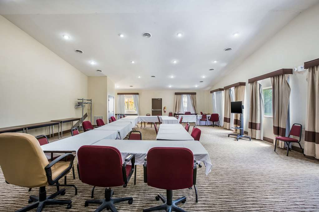 comfort inn and suites fairborn near wright patterson afb