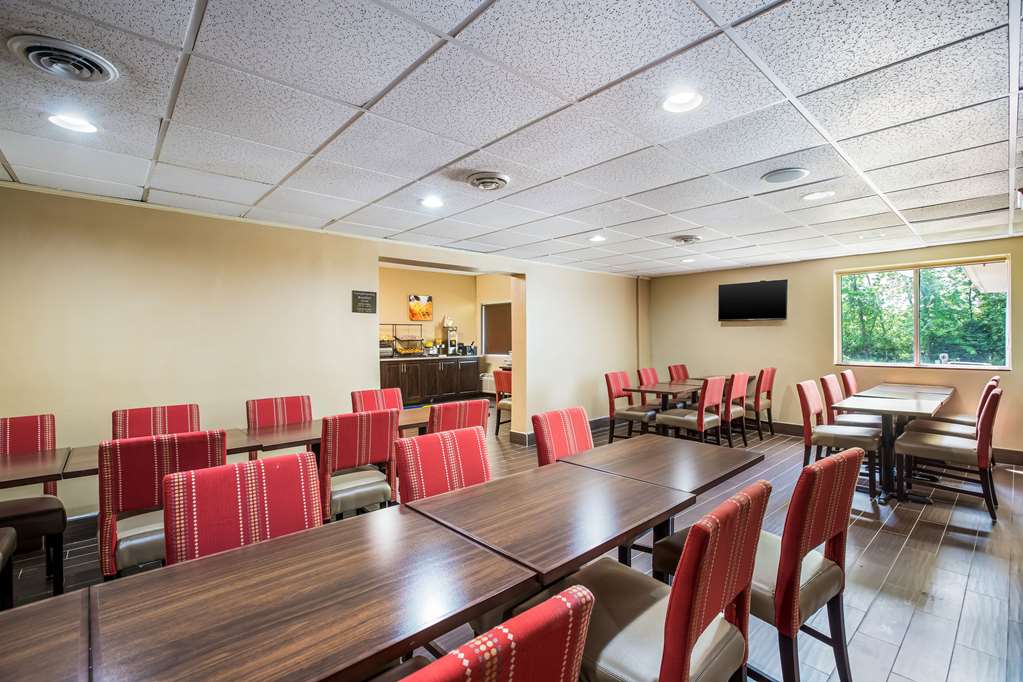 comfort inn and suites fairborn near wright patterson afb