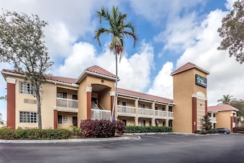 extended stay america suites miami airport doral