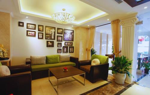 essence palace hotel
