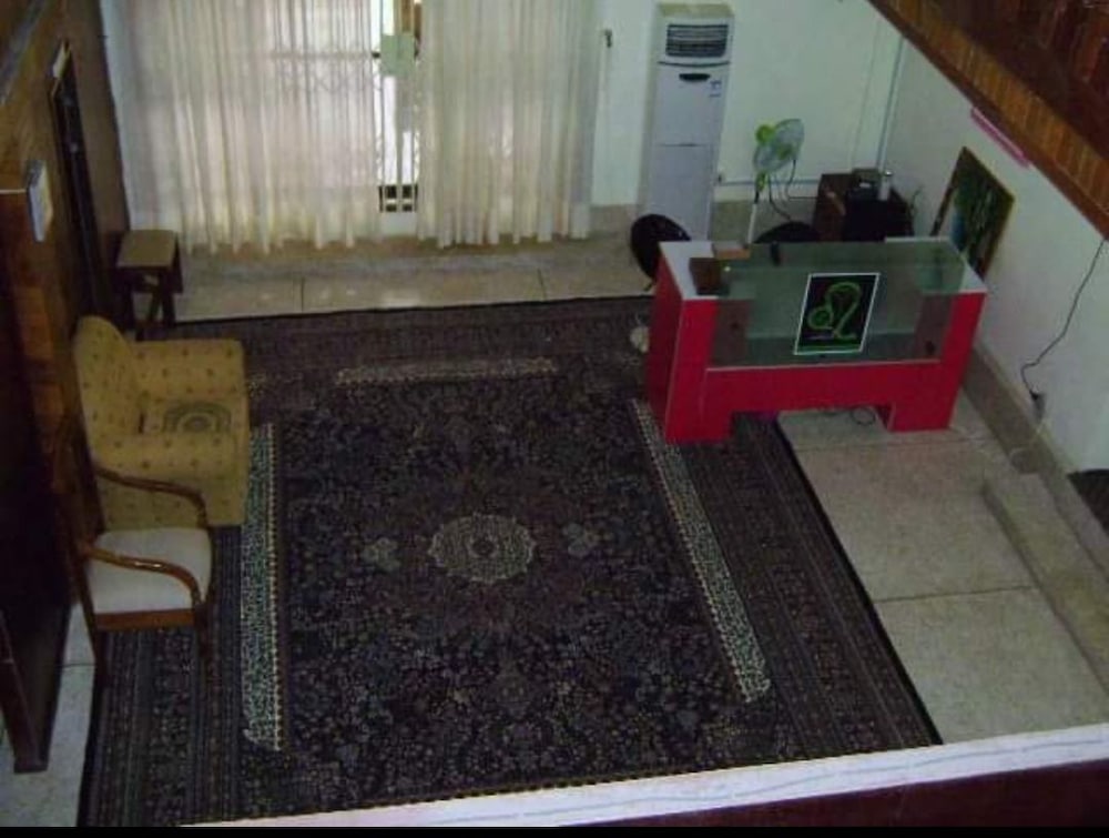 east airport guesthouse