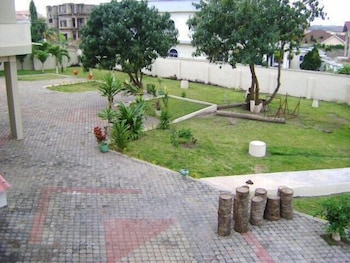 east airport guesthouse