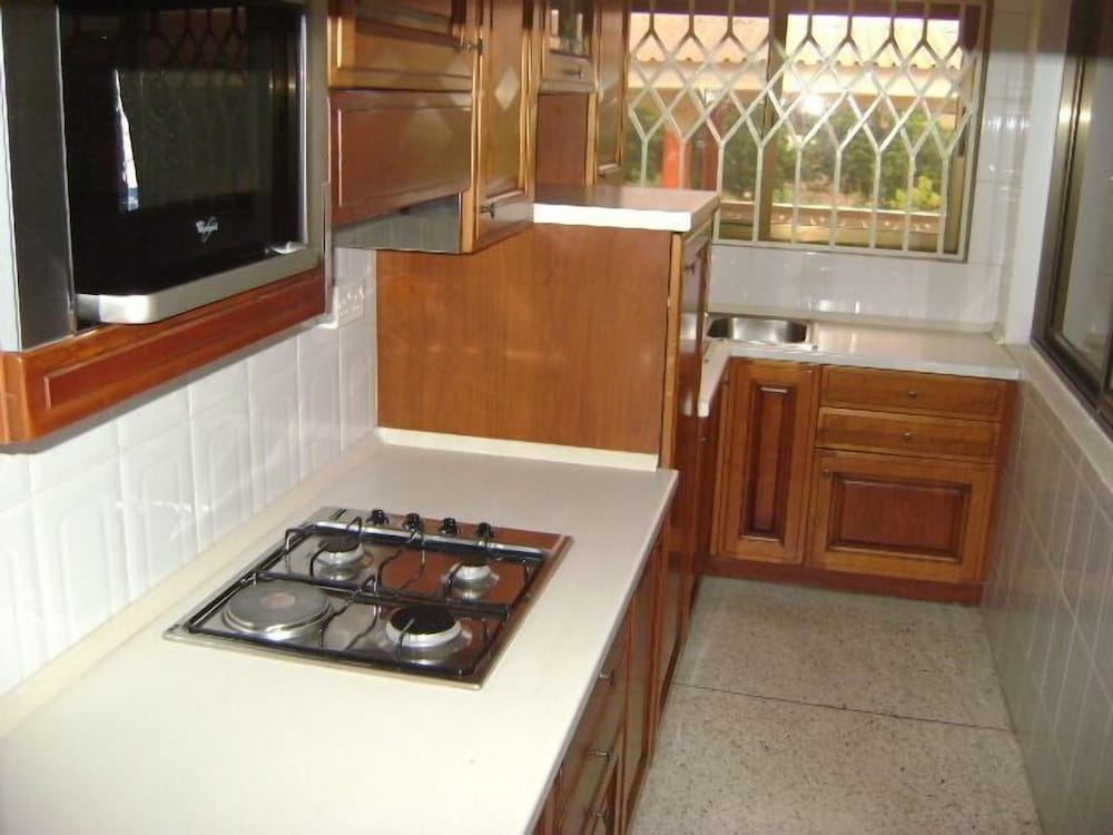 east airport guesthouse