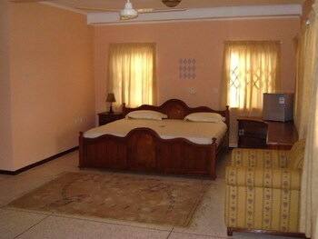 east airport guesthouse