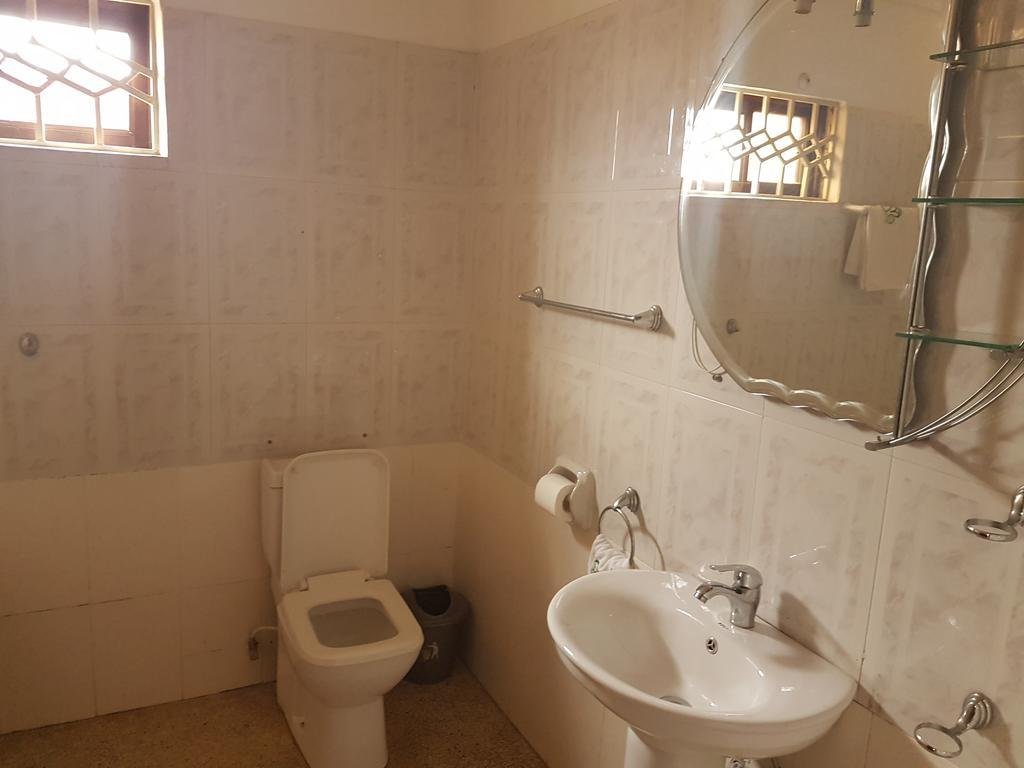 east airport guesthouse