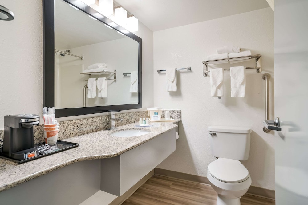 quality inn jacksonville near camp lejeune