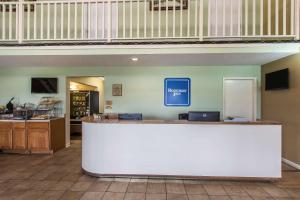 Rodeway Inn,Near Casey Jones Village,2 star